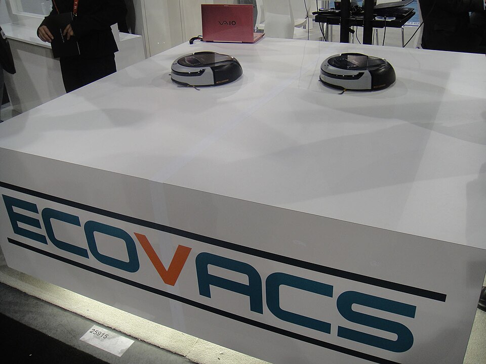 ECOVACS DEEBOT T30S Pro Omni