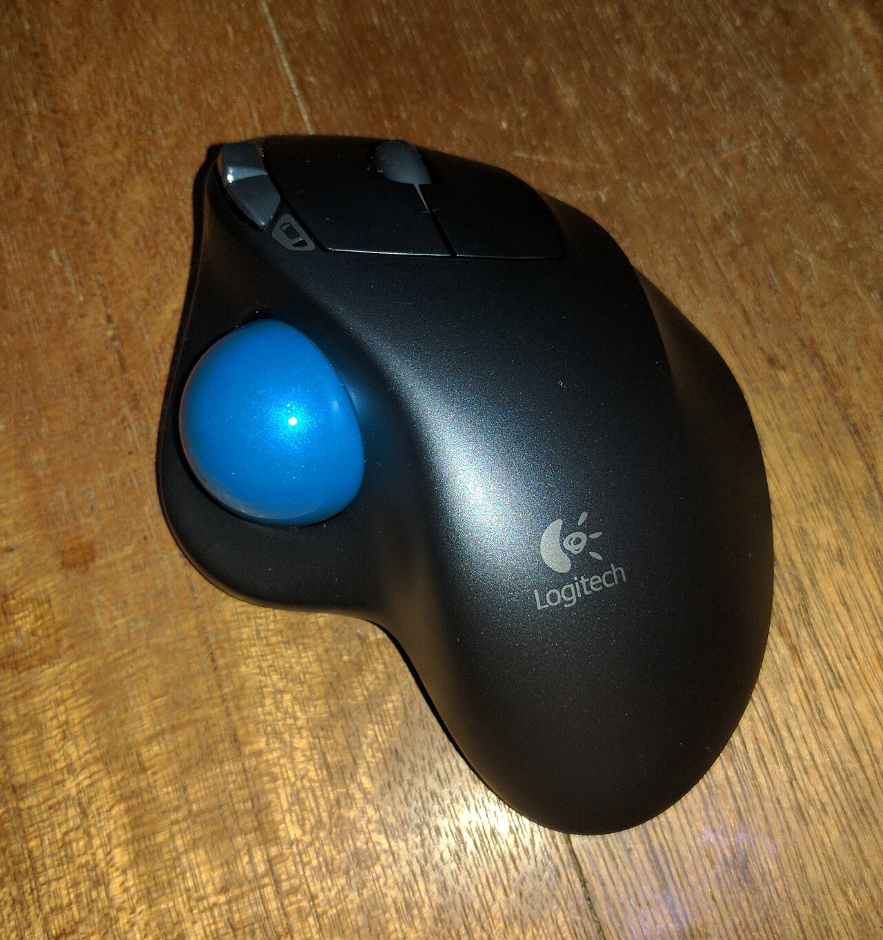 Logitech ERGO M575